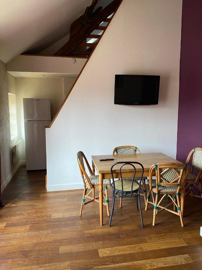 Appartements Et Chambres Le Vaumurier De Saint Lambert Exterior foto